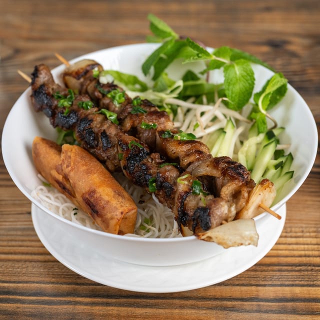 Noodle with Grilled Pork.